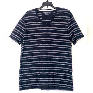 Banana Republic Mens Tee Shirt